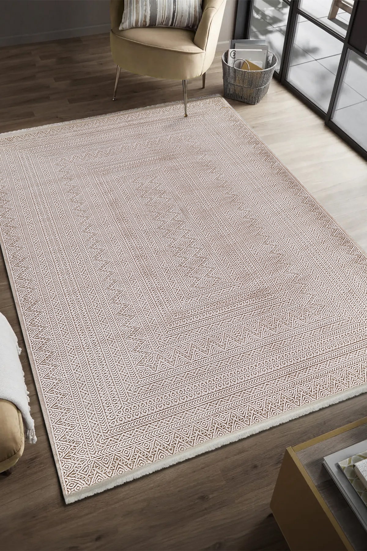 ANDROMEDA SERENAT HALI SE008