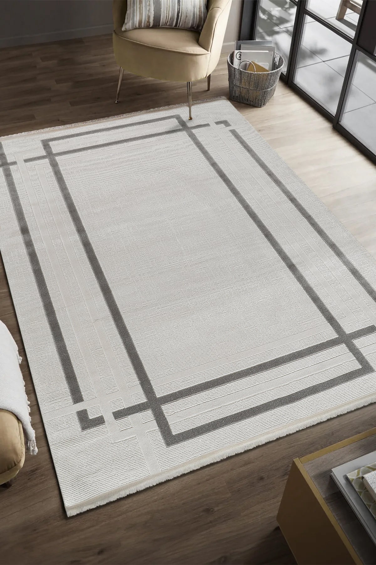 ANDROMEDA SERENAT HALI SE006