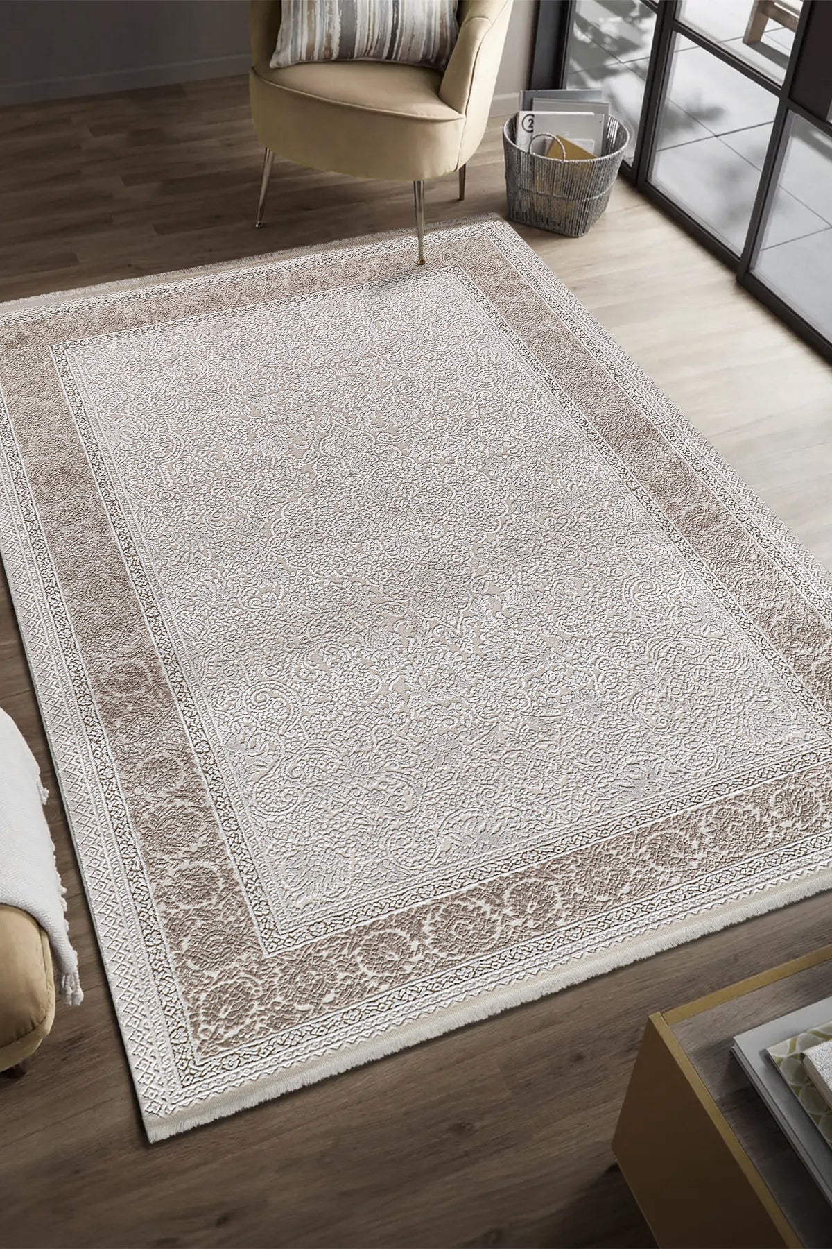 ANDROMEDA SERENAT HALI SE005