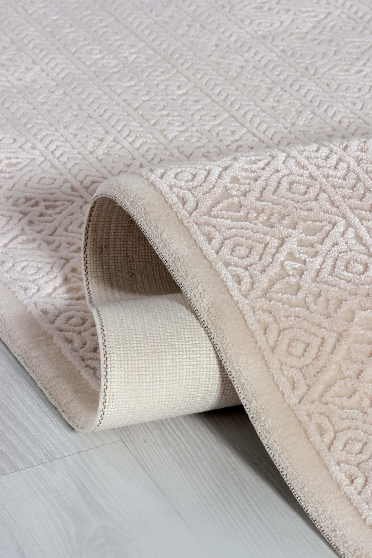 ANDROMEDA SERENAT HALI SE008