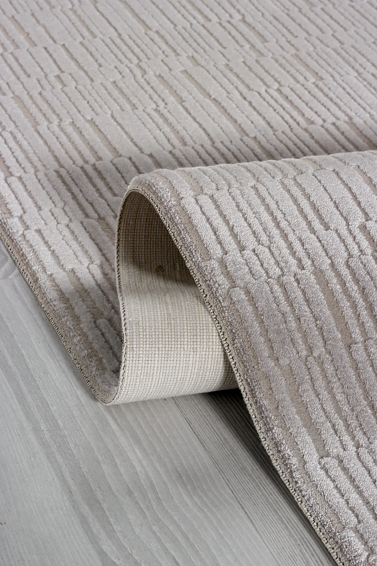 ANDROMEDA SERENAT HALI SE002